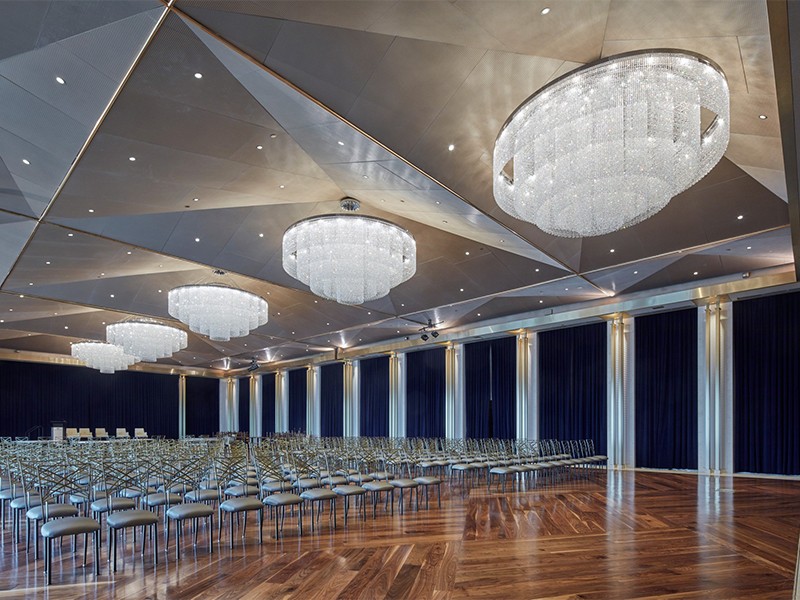 Anti Glare Hotel Led Crystal Chandelier